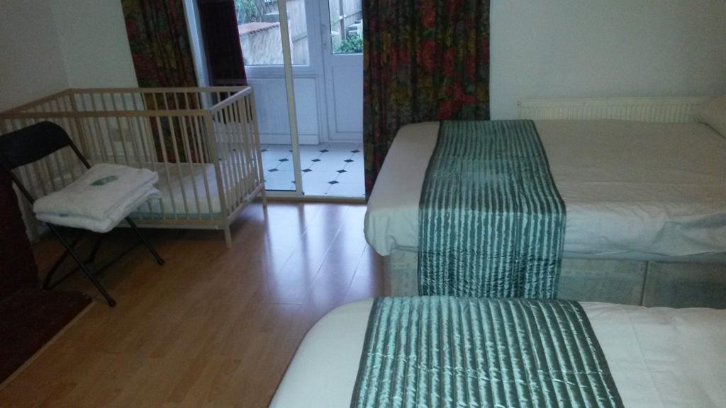Cedars House Hotel Croydon Bilik gambar