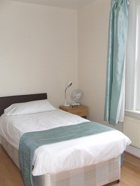 Cedars House Hotel Croydon Luaran gambar